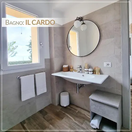 Casale Ermo Colle Oda ve Kahvaltı 4*